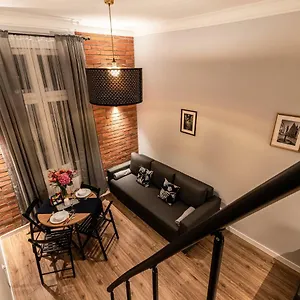 Lubomirskiego 23 - Great Location, 10 Min To Main Square By Foot, Right Next To Main Rail And Bus Station Krakov